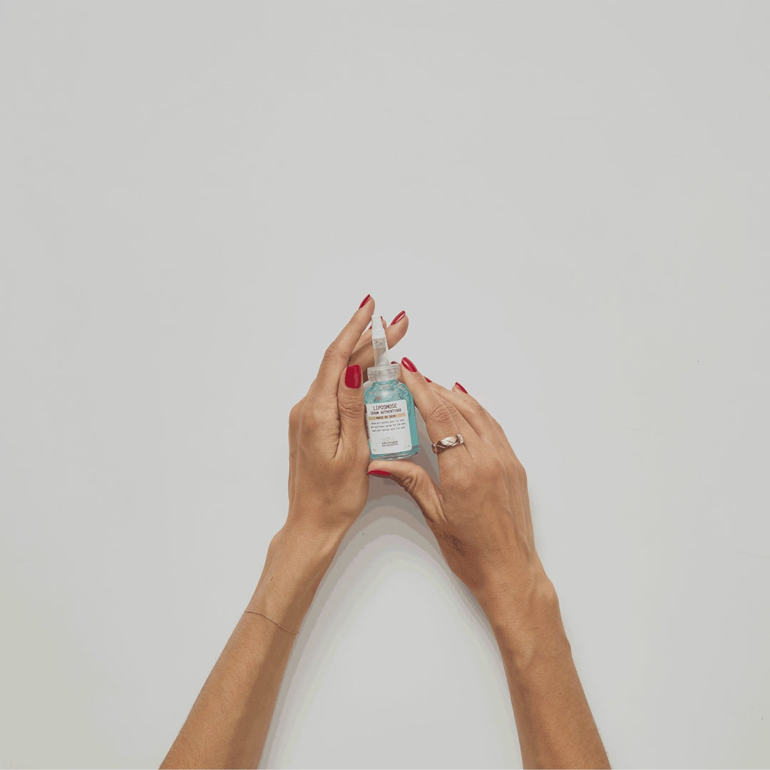 A GIF showing Biologique Recherche Liposmose