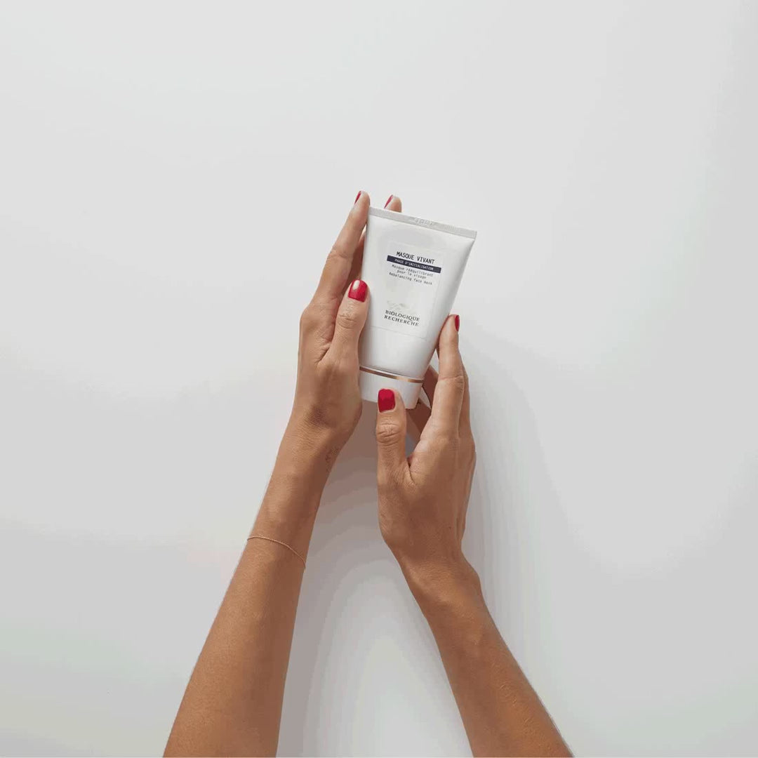 Biologique Recherche Masque Vivant GIF